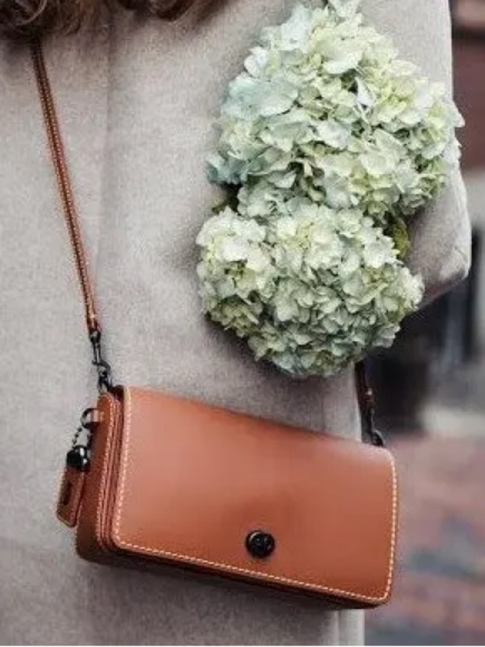 Coach 1941 Vintage Dinky Glovetanned Leather Crossbody Bag Saddle Brown Turnlock